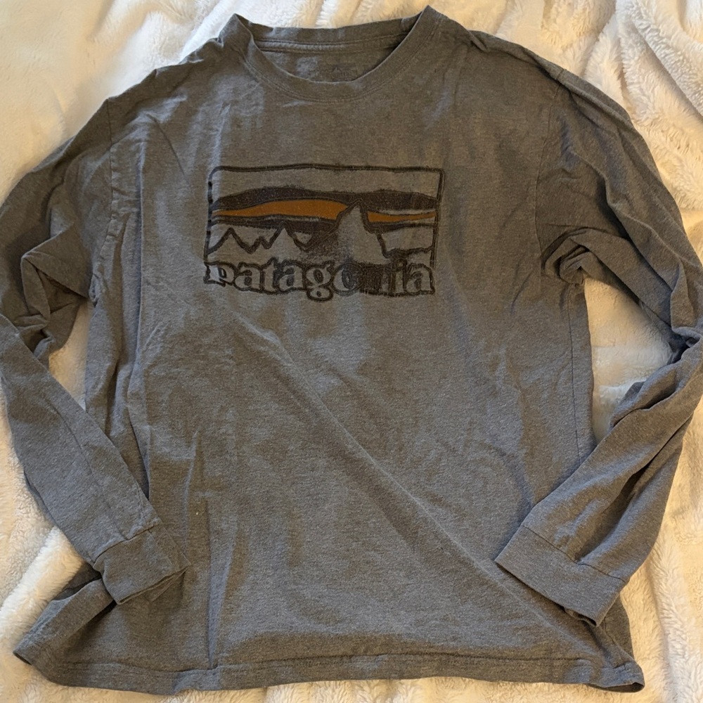 Patagonia Charcoal Long Sleeve Tee